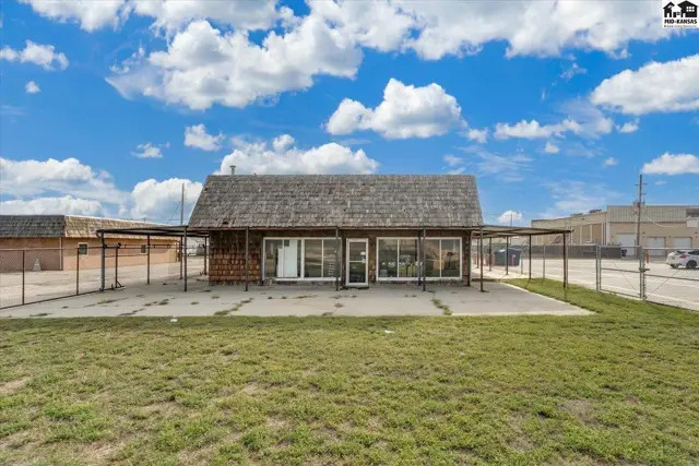 Photo of 12 N MAIN, South Hutchinson, KS