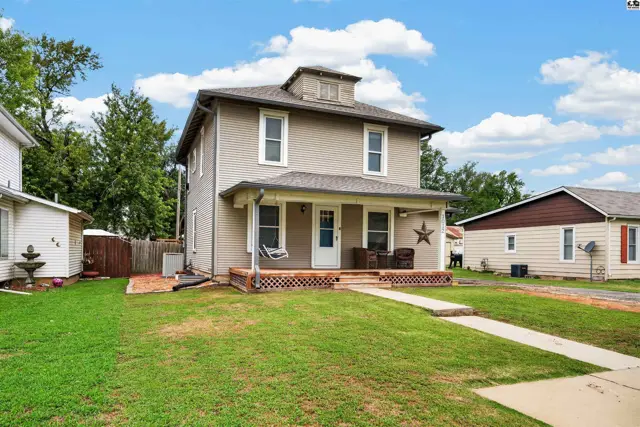 Photo of 1012 S Elm St, McPherson, KS