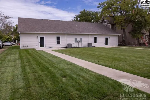 Photo of 541 E Avenue A, Hutchinson, KS