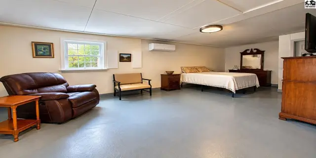 studio try living room/bedroom area