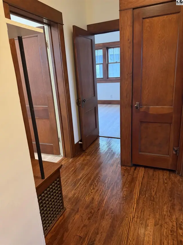 Photo of 320 E lyon, Lyons, KS