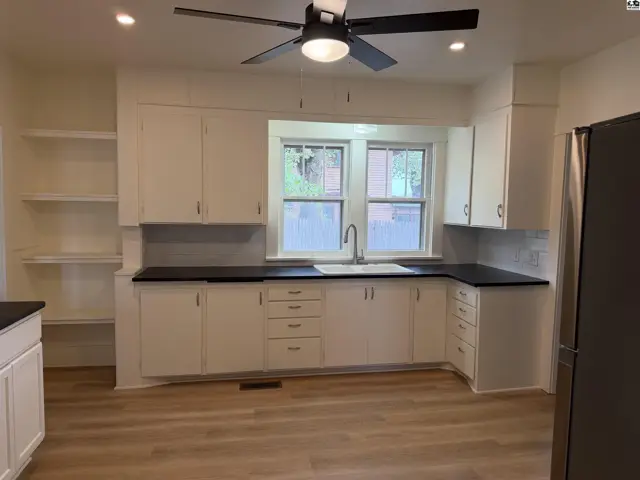 Photo of 320 E lyon, Lyons, KS