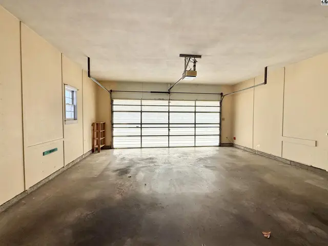 Photo of 207 S Park Ave, Pretty Prairie, KS