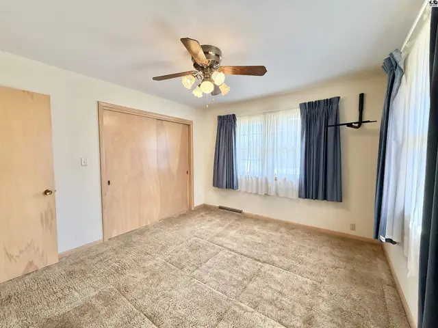 Photo of 207 S Park Ave, Pretty Prairie, KS
