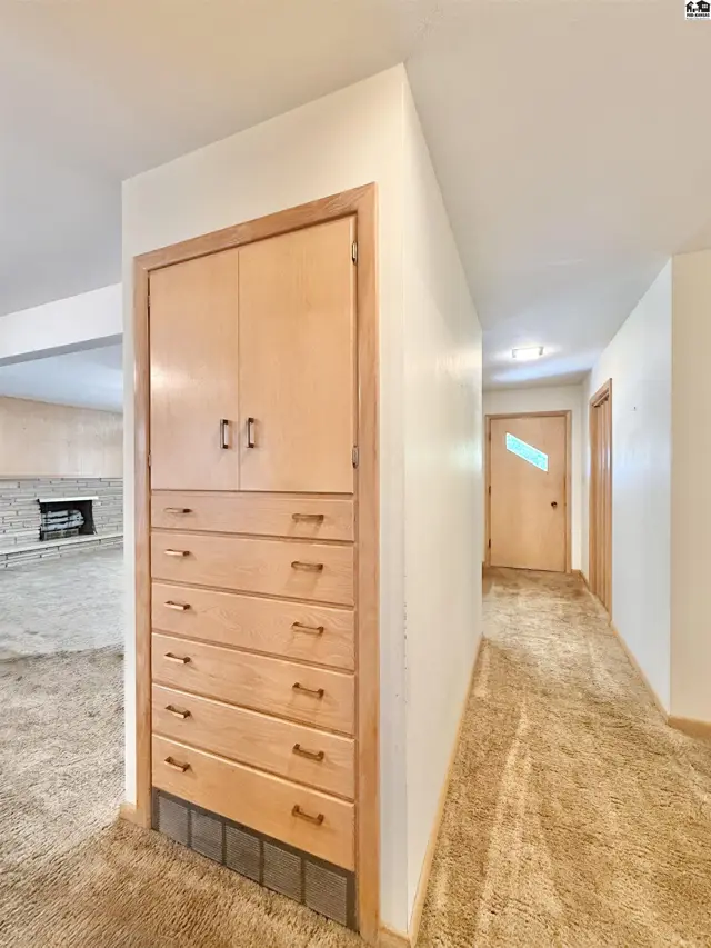 Photo of 207 S Park Ave, Pretty Prairie, KS