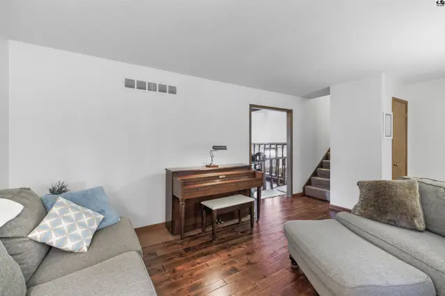 Photo of 810 W 25th Ave, Hutchinson, KS