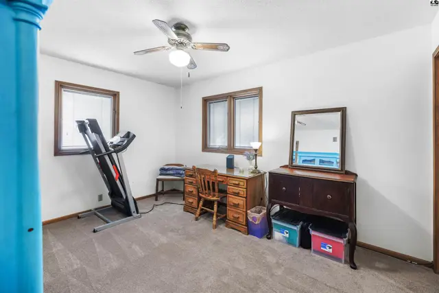 Photo of 810 W 25th Ave, Hutchinson, KS