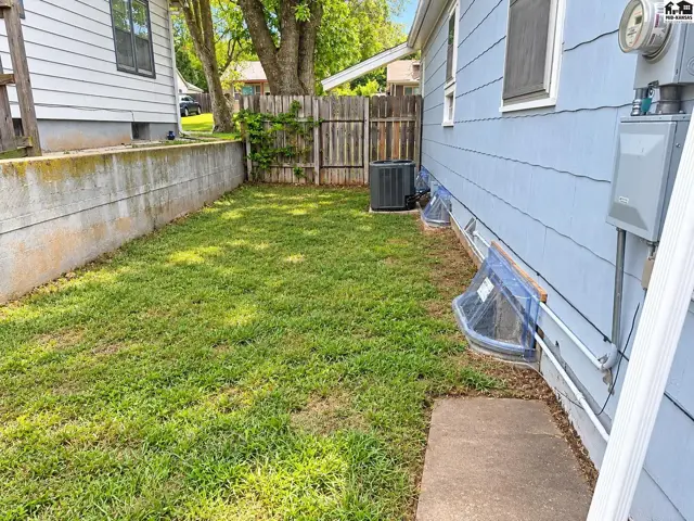 Photo of 425 W 6th St, Pratt, KS