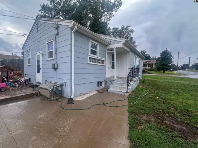 Photo of 425 W 6th St, Pratt, KS