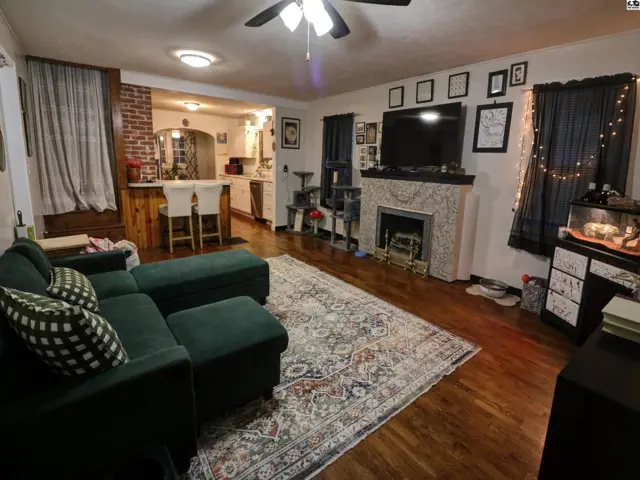 Photo of 726 E Kansas Ave, McPherson, KS