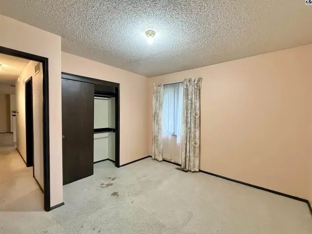 Photo of 4109 Quivira Rd, Hutchinson, KS