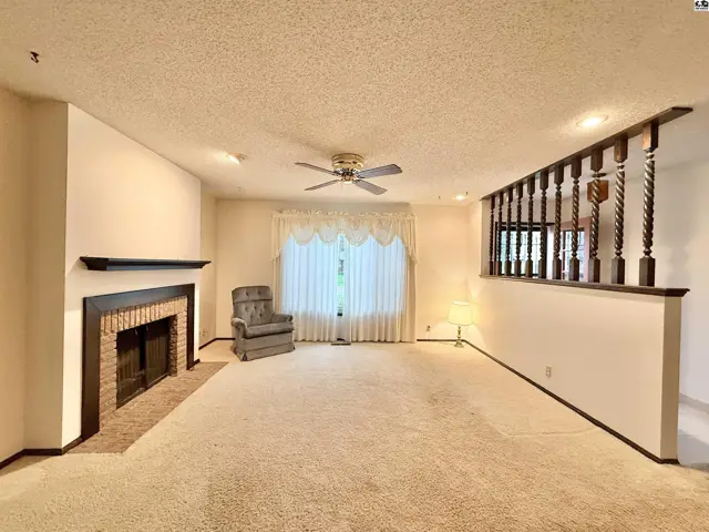 Photo of 4109 Quivira Rd, Hutchinson, KS