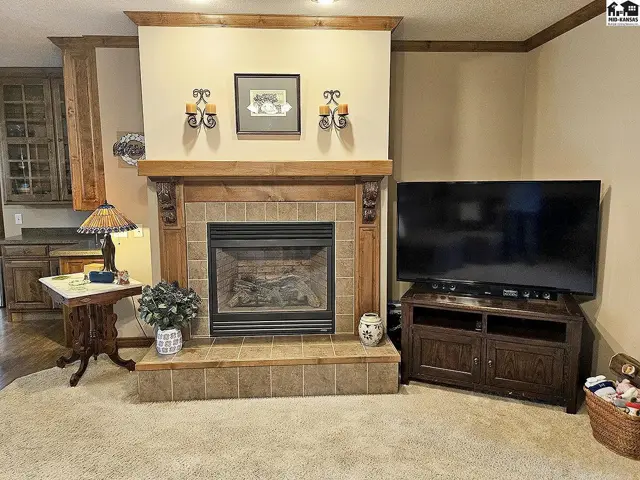 Photo of 121 W. Grove St, Canton, KS