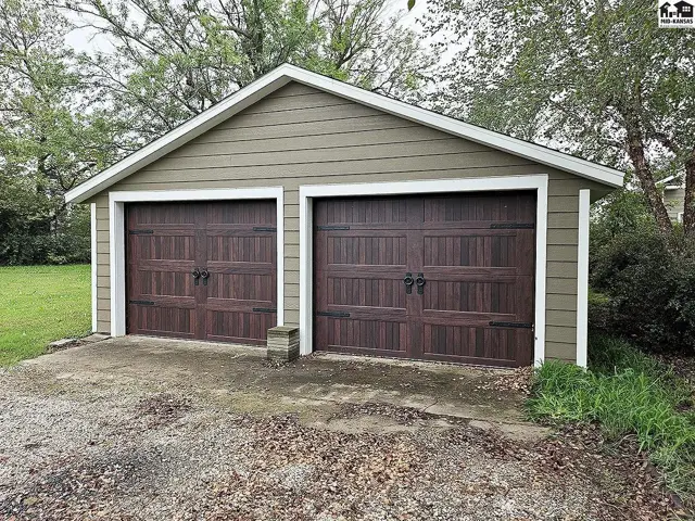 Photo of 121 W. Grove St, Canton, KS