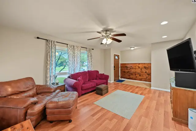Photo of 2213 Mayfair Dr, Salina, KS