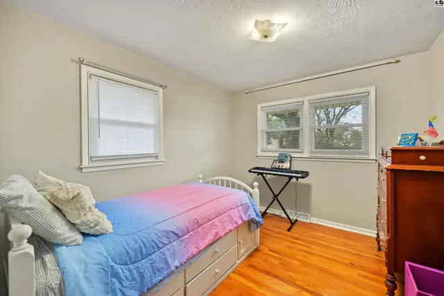 Photo of 2213 Mayfair Dr, Salina, KS