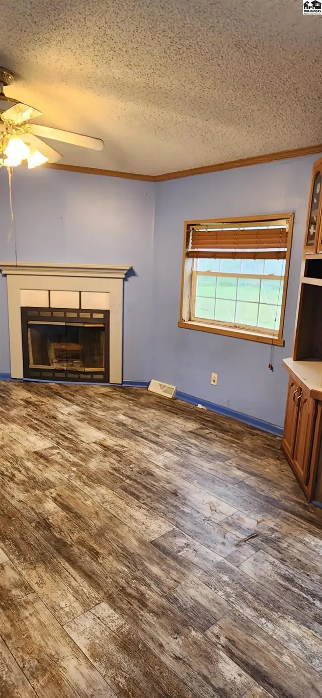 Photo of 2414 E Wasp Rd, Hutchinson, KS