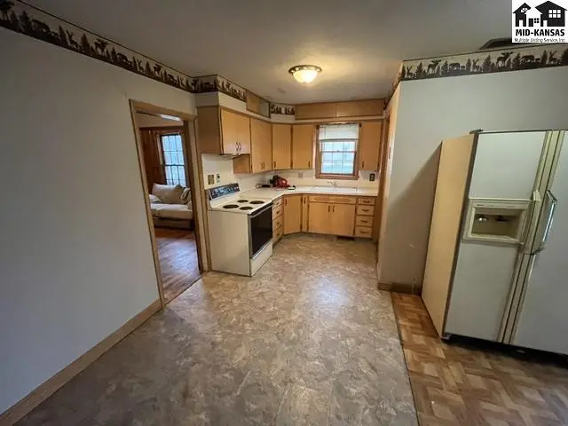Photo of 801 S Ash St, McPherson, KS