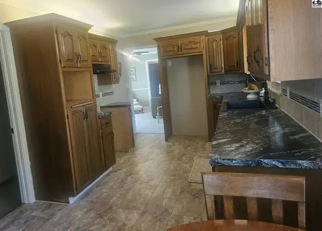 Photo of 2809 N King St, Hutchinson, KS