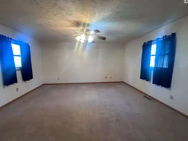 Photo of 205 N Iuka St, Pratt, KS