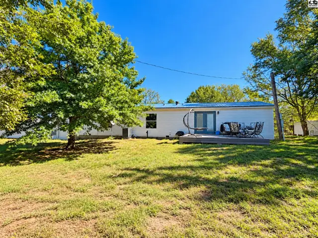 Photo of 10307 E 4th Ave, Hutchinson, KS