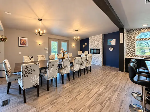 Photo of 10307 E 4th Ave, Hutchinson, KS