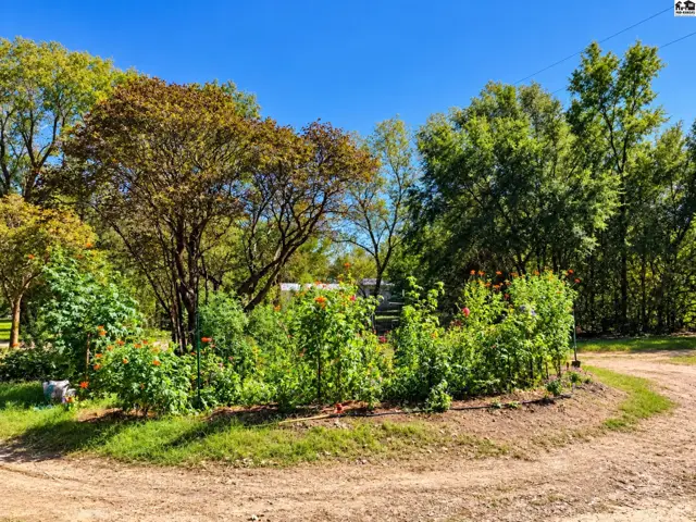 Photo of 10307 E 4th Ave, Hutchinson, KS