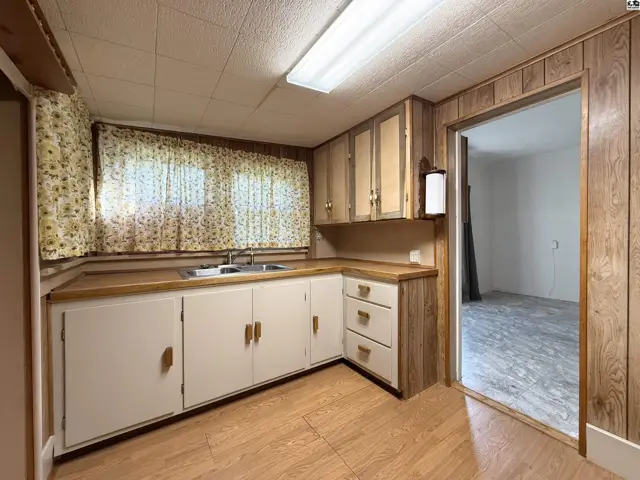 Photo of 314 N 5th St, Sterling, KS