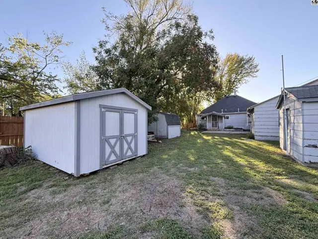 Photo of 314 N 5th St, Sterling, KS
