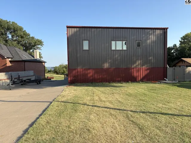 Photo of 31 Shoreline Dr, Geneseo, KS