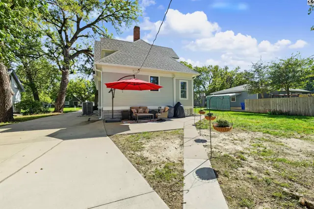 Photo of 717 N Main St, Lindsborg, KS