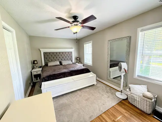 Photo of 2 Wheatland Dr, Hutchinson, KS