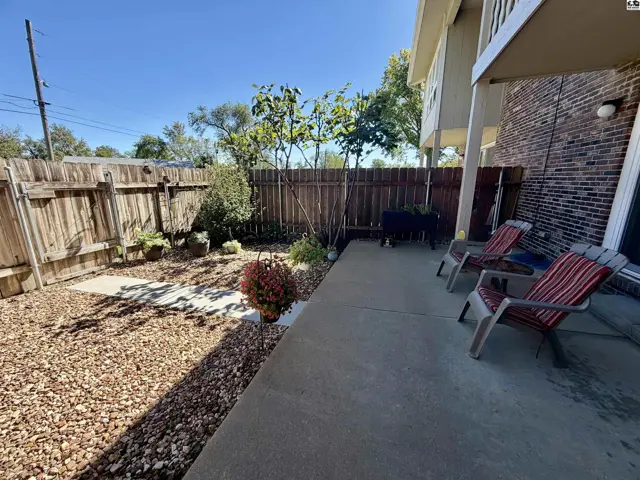 Photo of 2224 Dover Dr, Hutchinson, KS