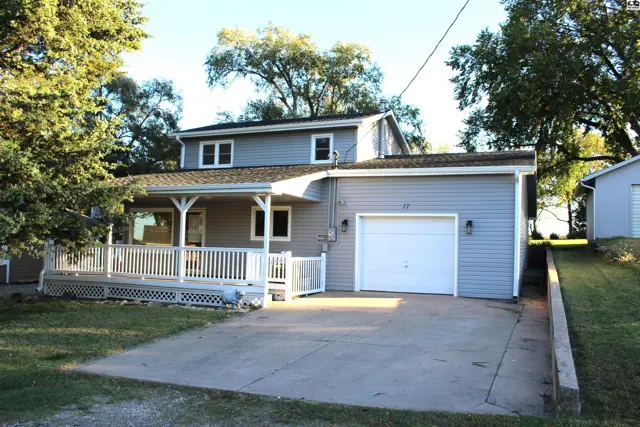 Photo of 17 Rock Rd, Marion, KS