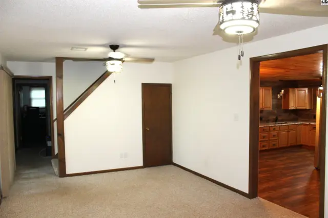 Photo of 17 Rock Rd, Marion, KS