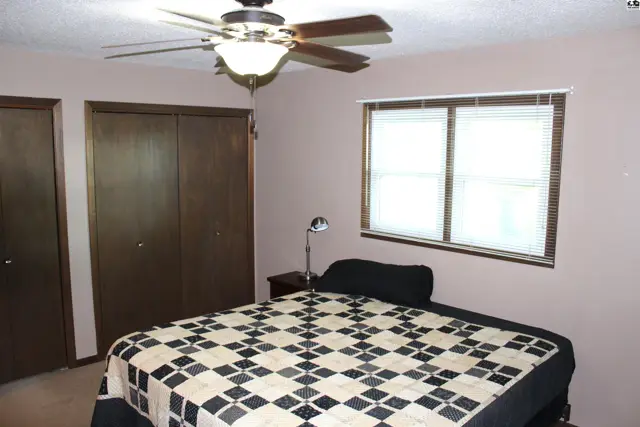 Photo of 17 Rock Rd, Marion, KS