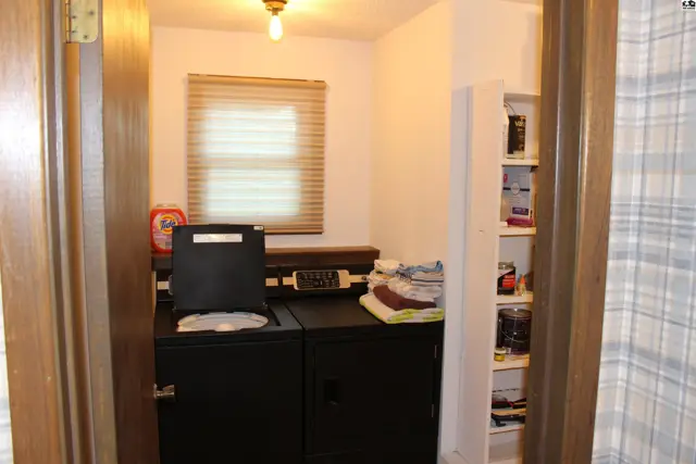 Photo of 17 Rock Rd, Marion, KS