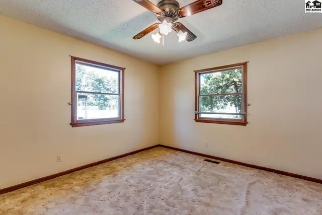 Photo of 4 W Nickerson Blvd, Nickerson, KS