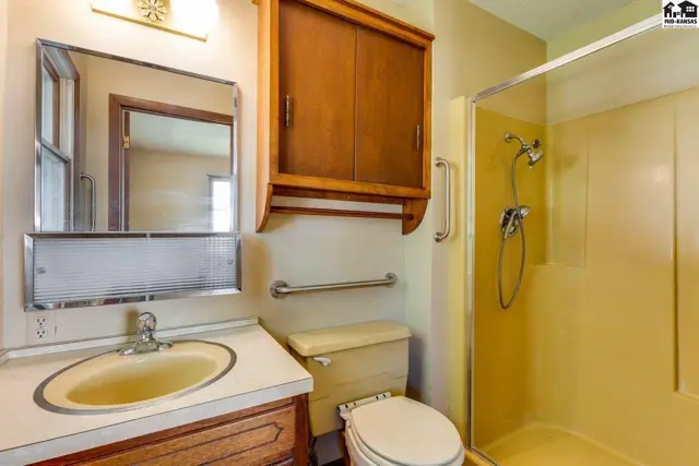 Photo of 4 W Nickerson Blvd, Nickerson, KS