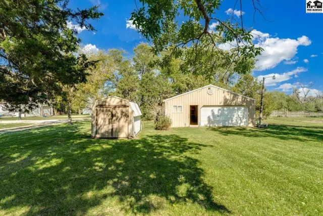 Photo of 4 W Nickerson Blvd, Nickerson, KS