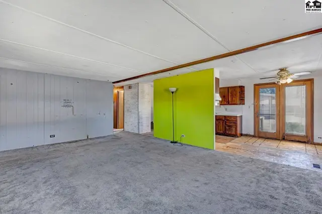Photo of 301 N Rhodes St, Pretty Prairie, KS