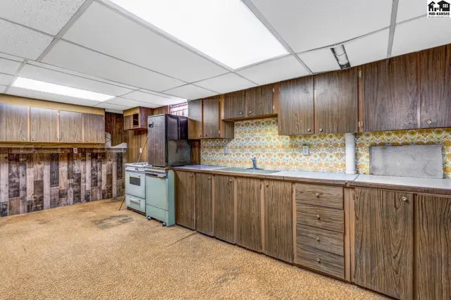 Photo of 301 N Rhodes St, Pretty Prairie, KS