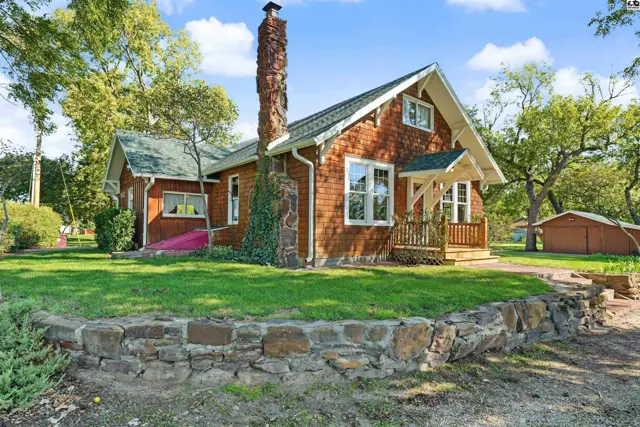 Photo of 410 Mill St, Marquette, KS