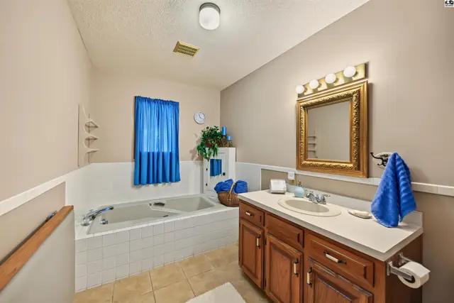 Photo of 410 Mill St, Marquette, KS