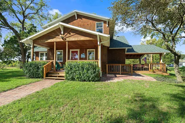 Photo of 410 Mill St, Marquette, KS