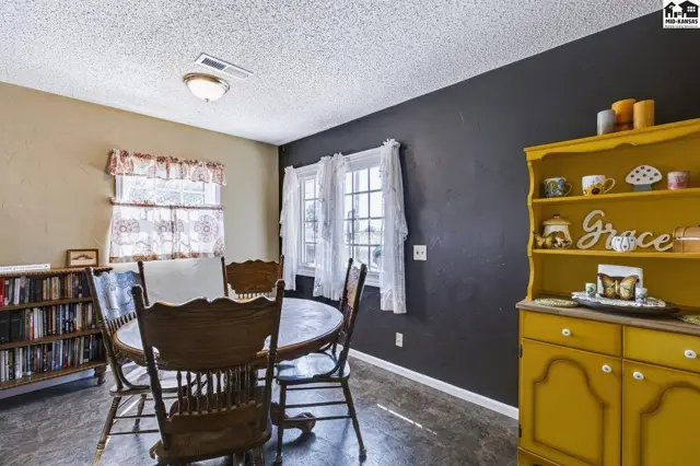 Photo of 23618 S Dean Rd, Pretty Prairie, KS