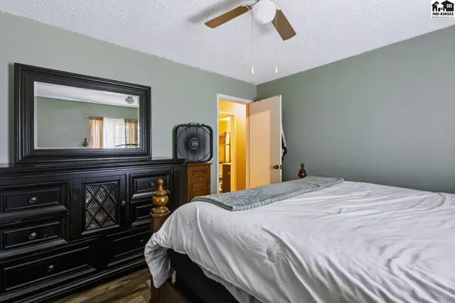 Photo of 23618 S Dean Rd, Pretty Prairie, KS