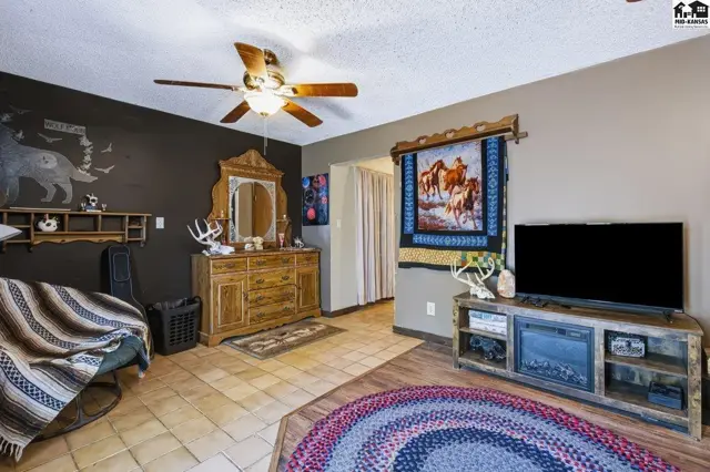 Photo of 23618 S Dean Rd, Pretty Prairie, KS