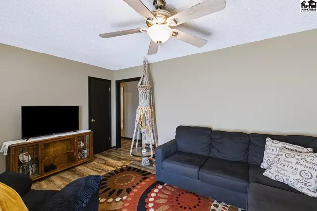 Photo of 23618 S Dean Rd, Pretty Prairie, KS
