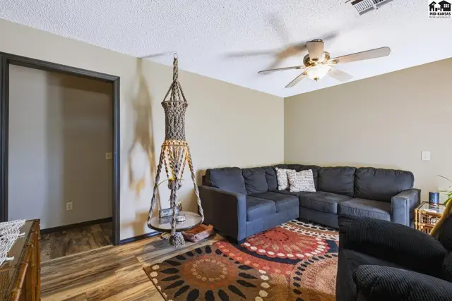 Photo of 23618 S Dean Rd, Pretty Prairie, KS